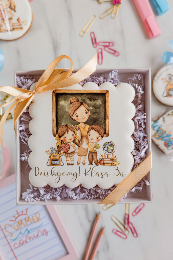PODZIĘKOWANIE DLA NAUCZYCIELA- piernik od klasy/ grupy